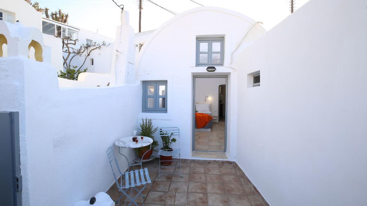 Mylopetres Traditional Houses Finikia Oia  Exterior photo